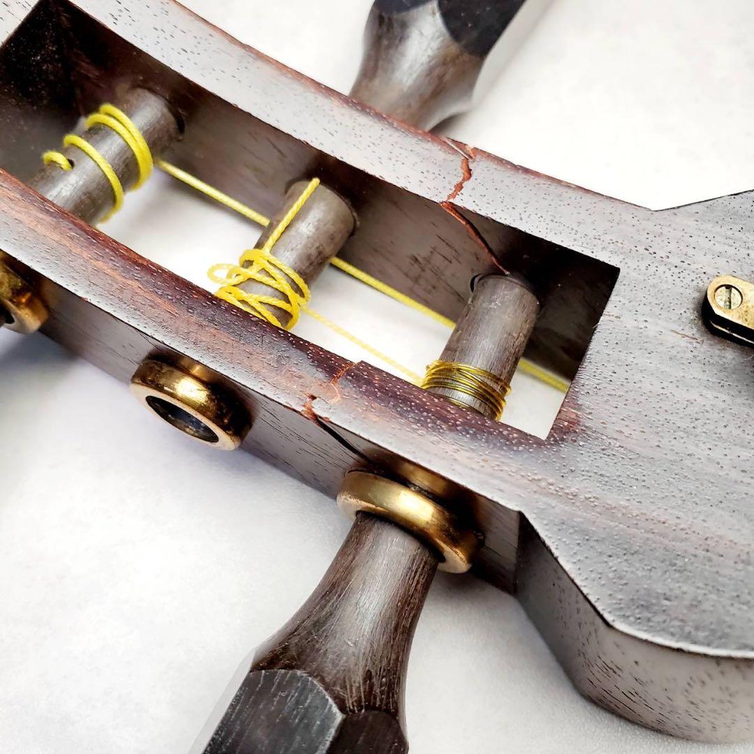 【ジャンク】津軽三味線 東さわり 紅木 太棹 正寸 丸打胴 犬皮 三つ折り