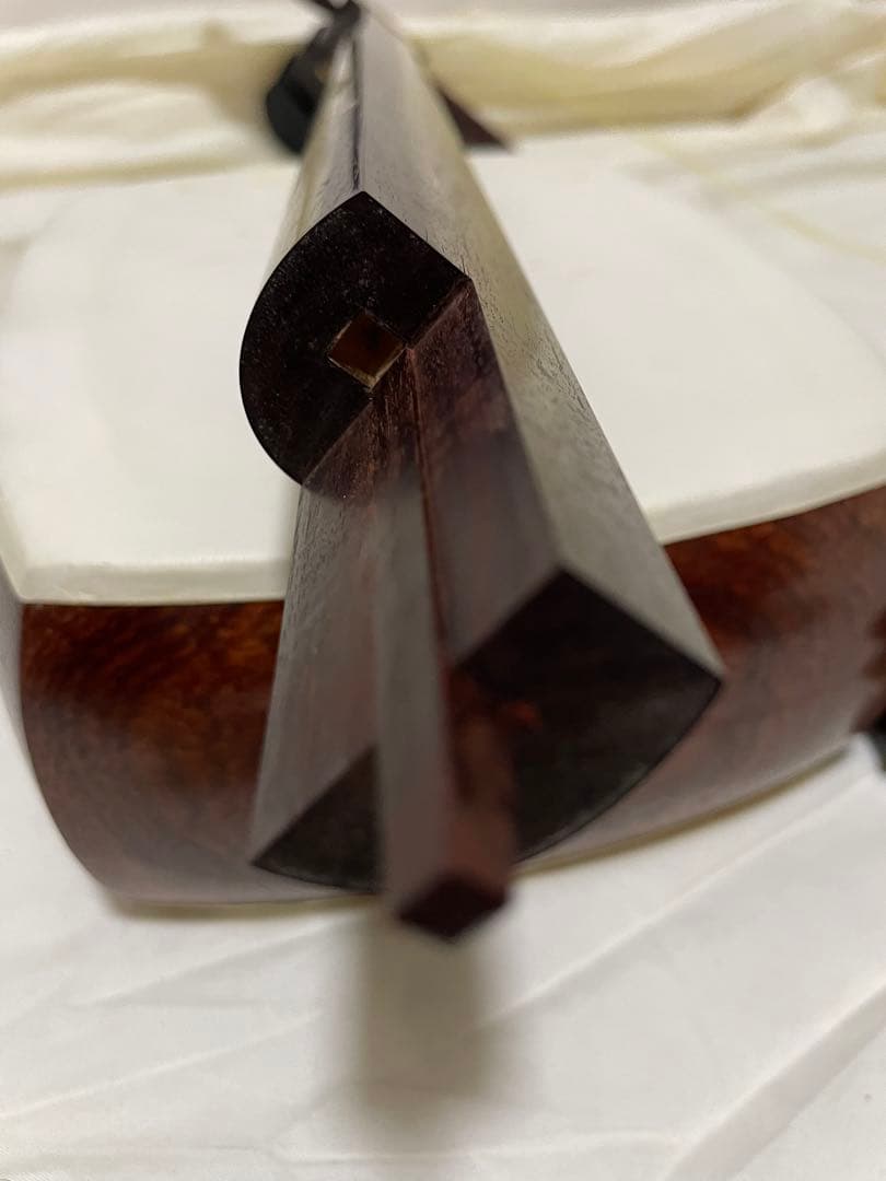 高級三味線 綾杉彫り ケース付属 破れ無し