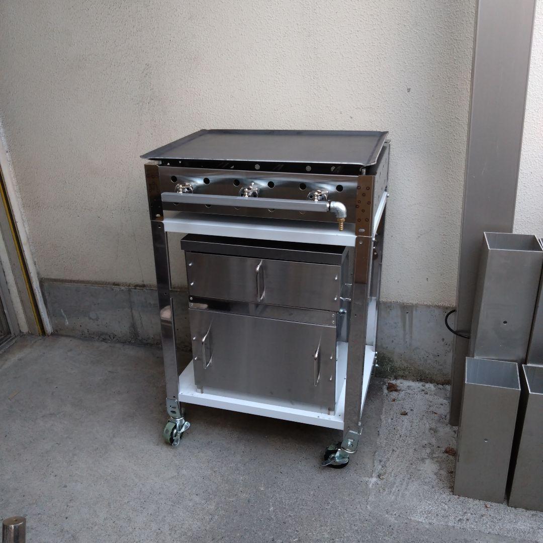 焼きいも釜　鉄板焼き　ガスグリラー　2台セット　専用台付き　やきそば　炭火焼き芋