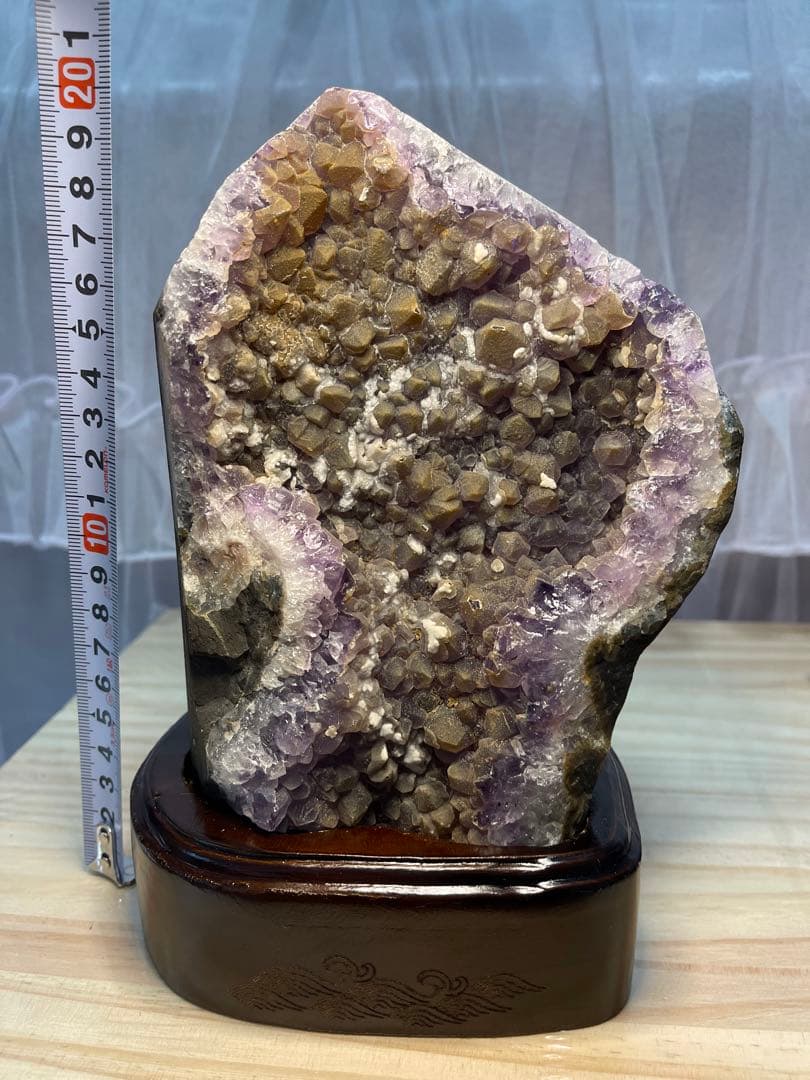 綺麗❣️原石 天然石浄化　ウルグアイ産金色系アメジストクラスター 台座付き