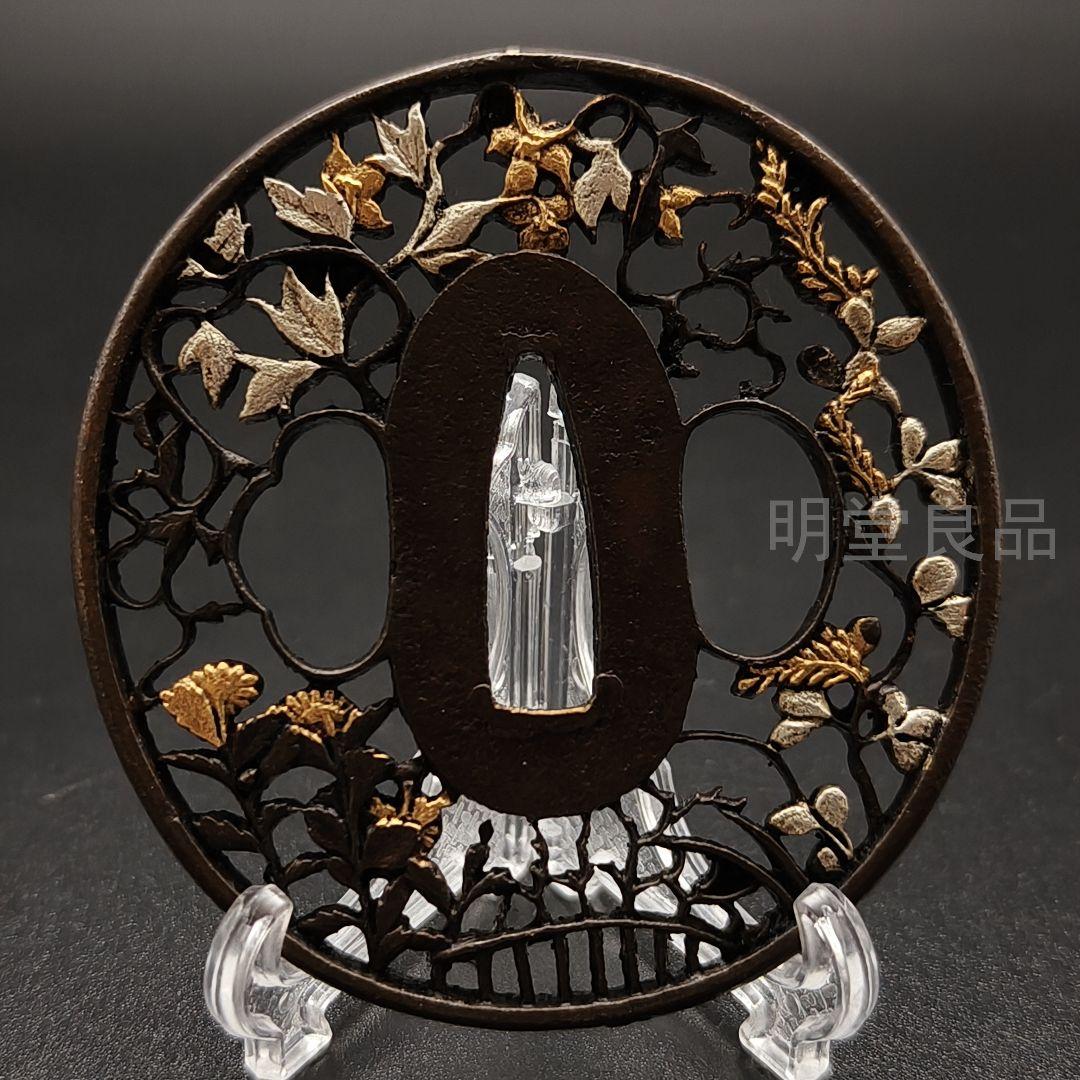 XG148 日本刀装具 刀鍔 花の図 銅地 細工 金銀メッキ 刀剣美術 - メルカリ