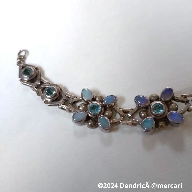 バリジュエリー　シルバーフラワーモチーフ　ブレスレット　オパール　ブルー