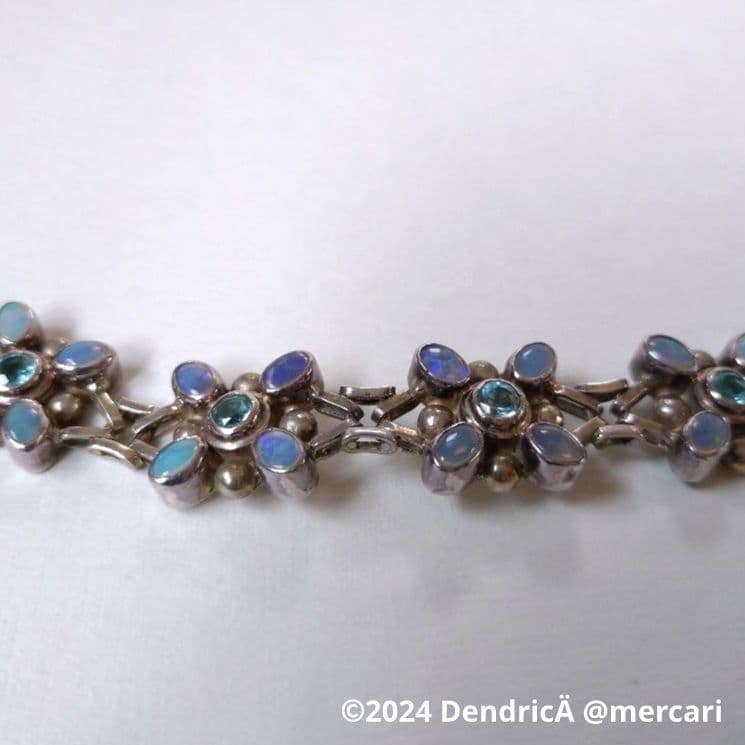 バリジュエリー　シルバーフラワーモチーフ　ブレスレット　オパール　ブルー