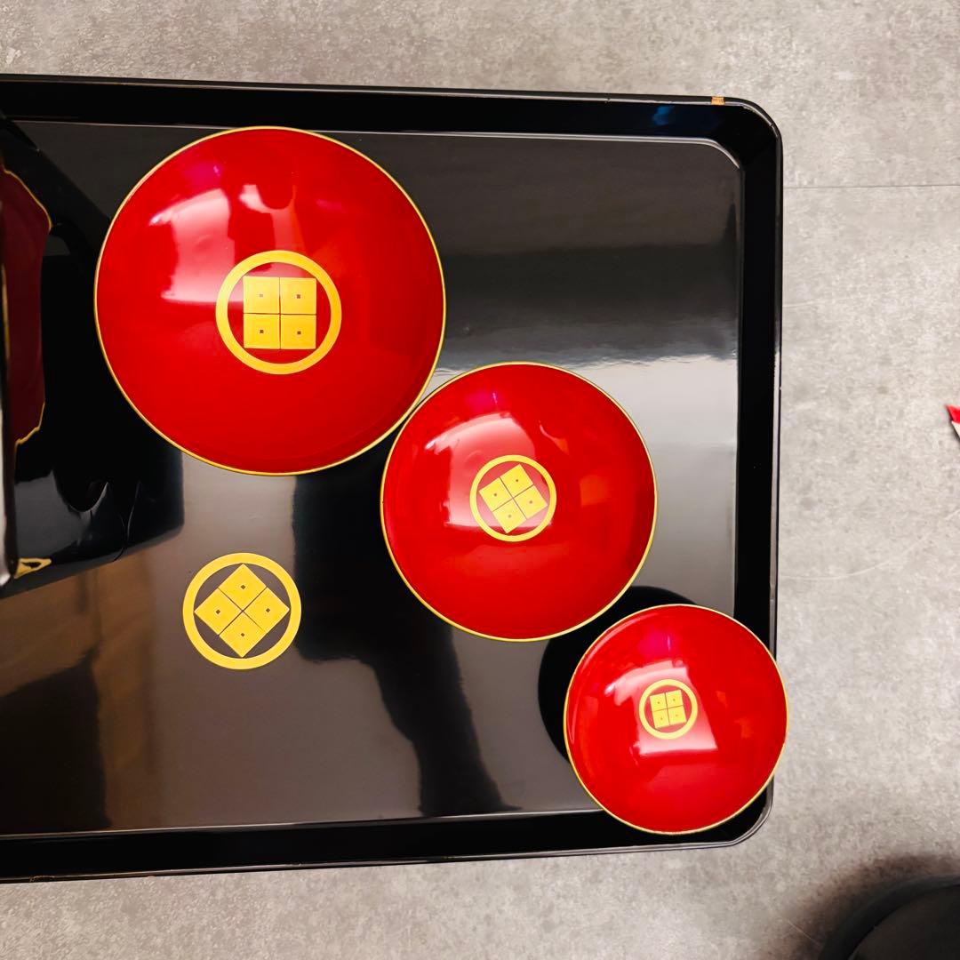 美品 黒塗豊岡漆器 盃付き三宝セット 結納 お正月 飾り 漆器 華工芸 四ツ揃