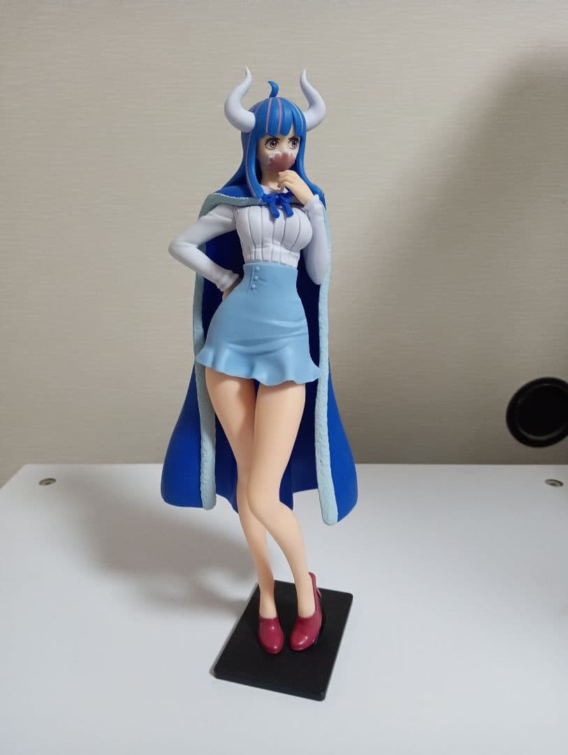 ワンピースフィギュア4体セット - メルカリ