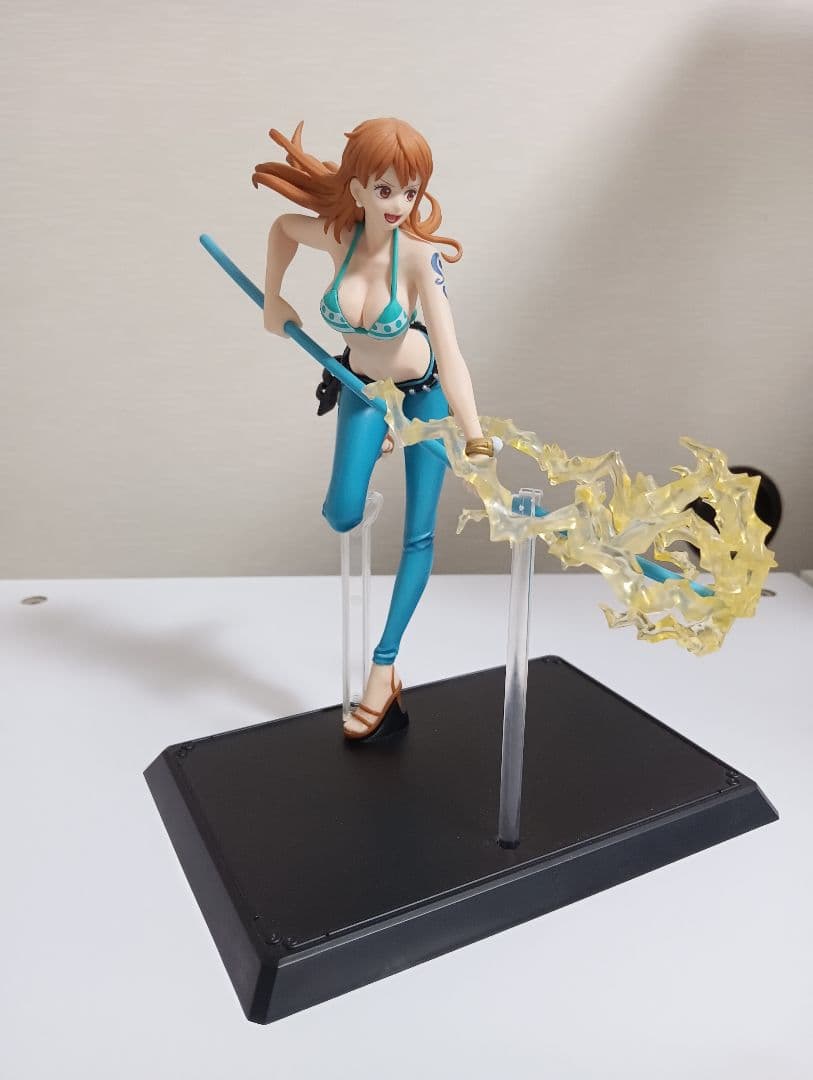 ワンピースフィギュア4体セット - メルカリ