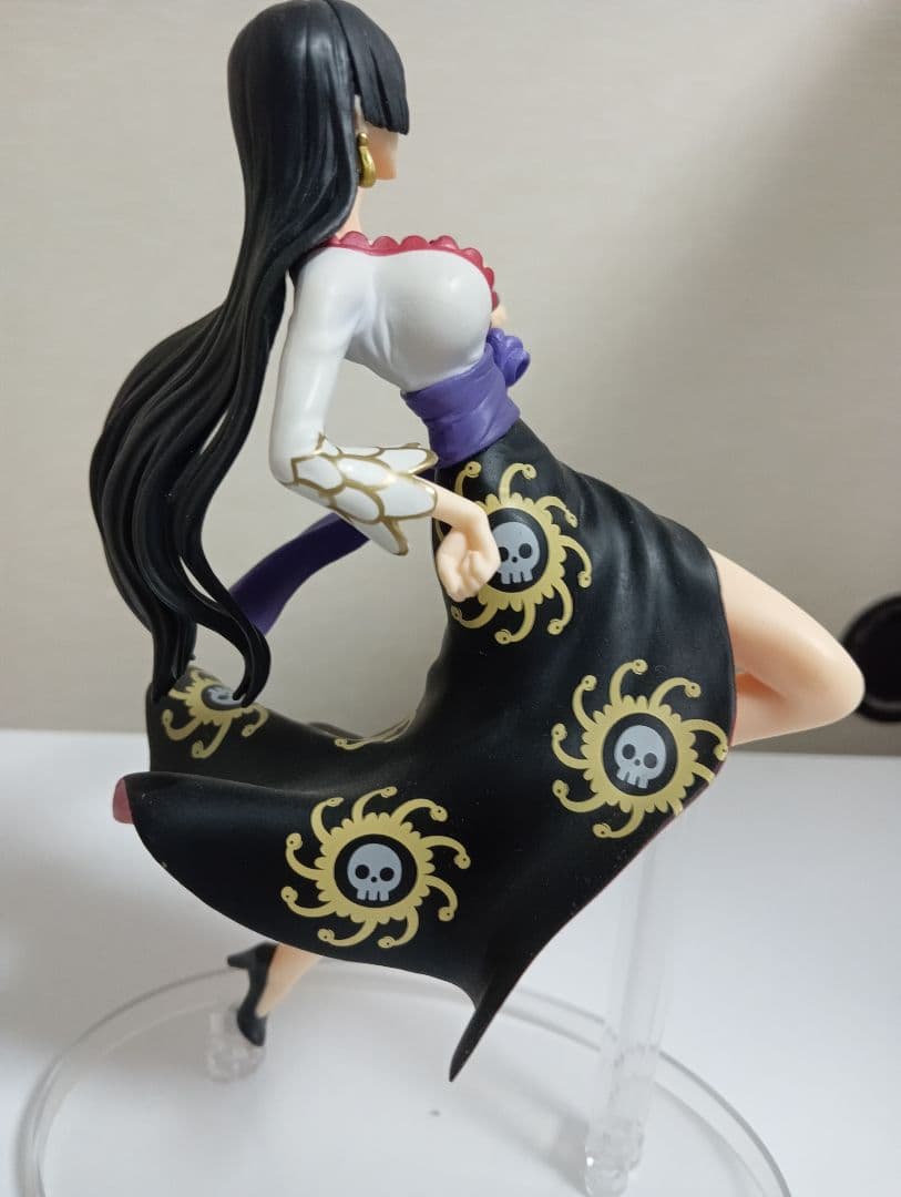 ワンピースフィギュア4体セット - メルカリ