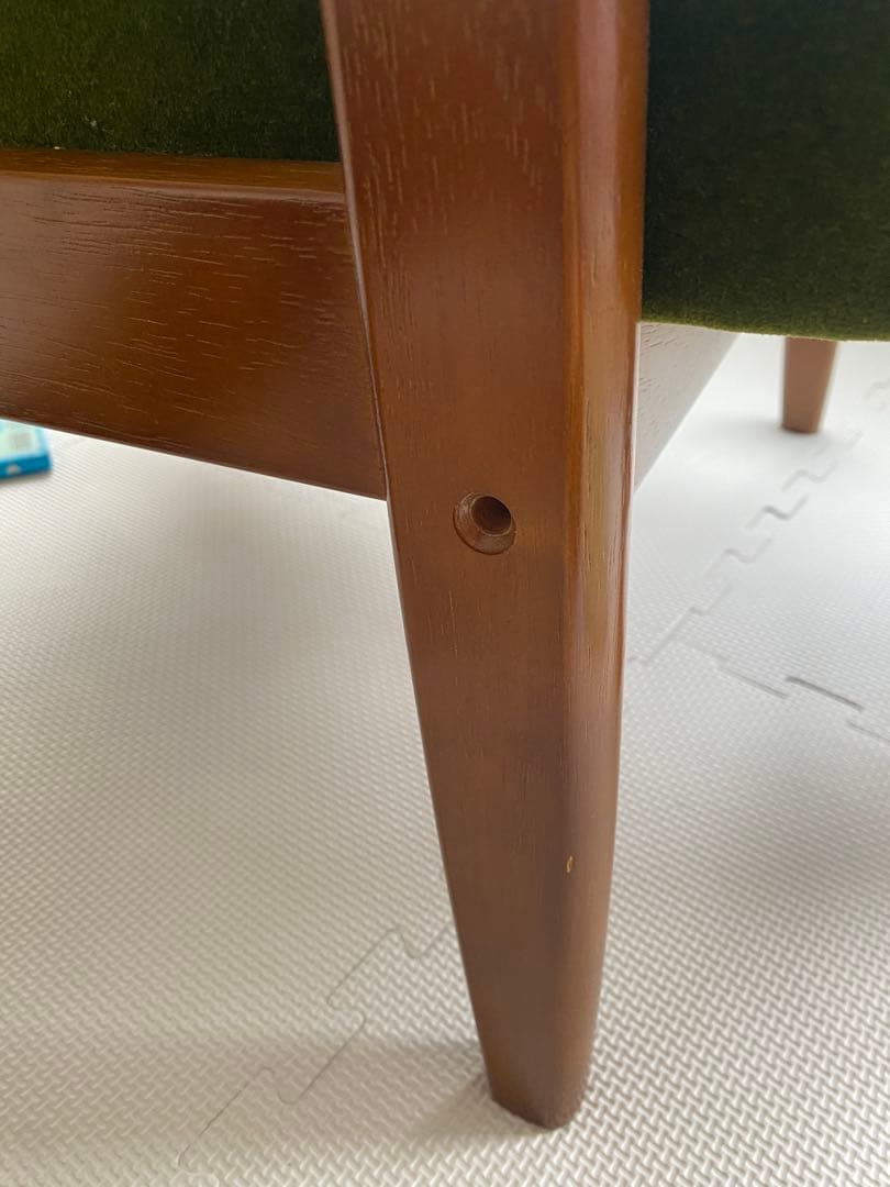 送料込みに変更　カリモク60 Kチェア 1シーター モケットグリーン