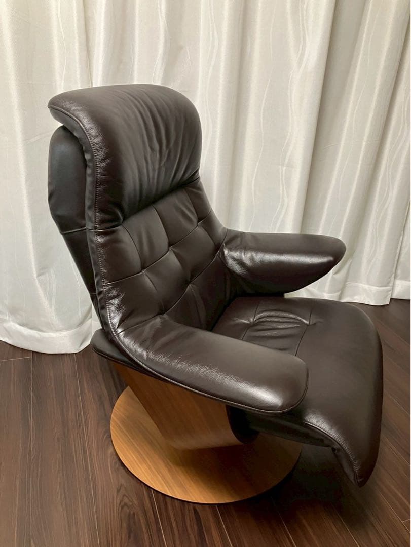 カリモク　ザファーストS+ ダークブラウン　レザー パーソナルチェア