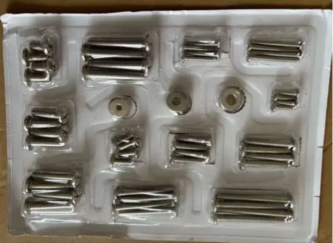 【未使用品】　WALL　B1　キャスター付き首振りテレビスタンド　ハイタイプ