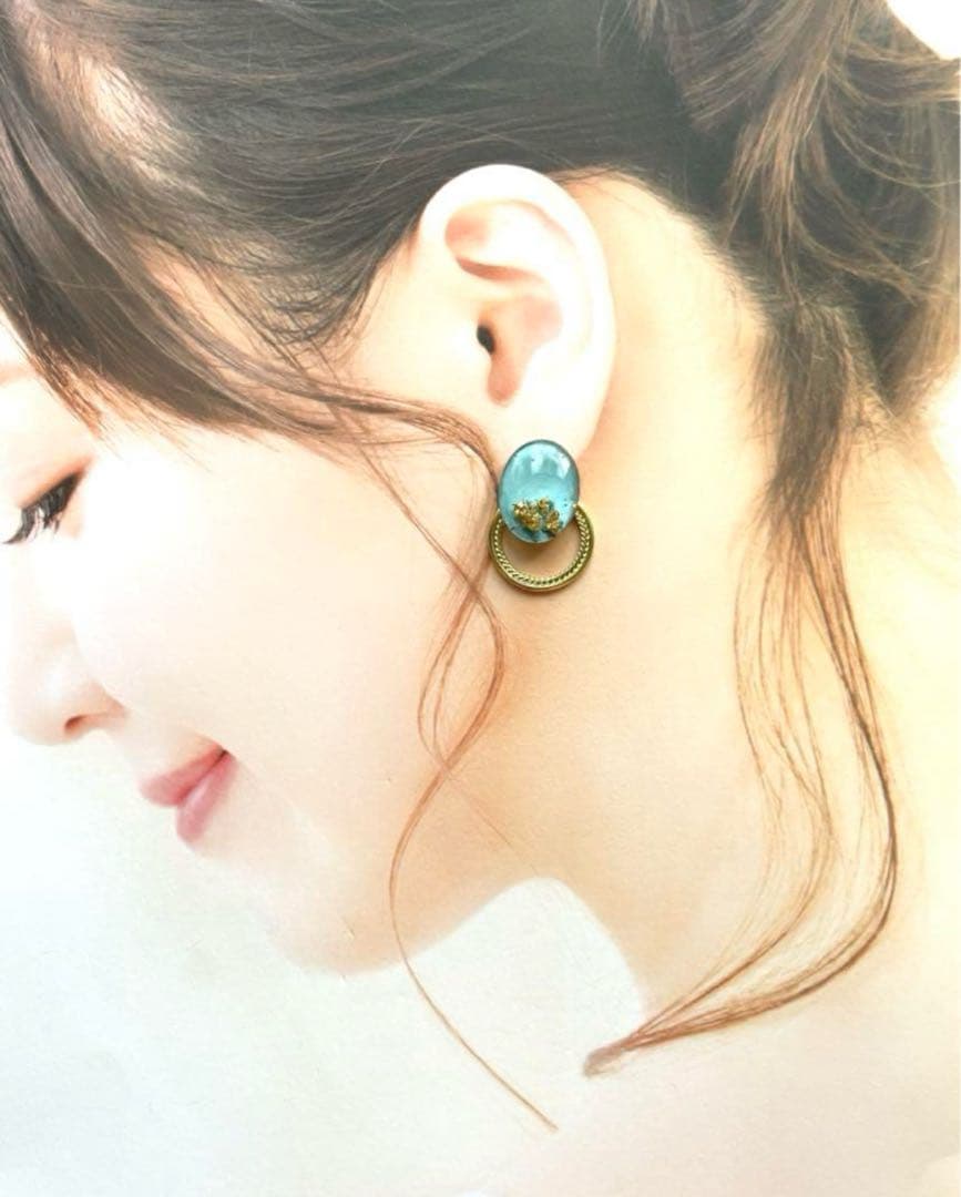 レジン　カボション　リング　ピアス　ハンドメイド　イヤリング変更可