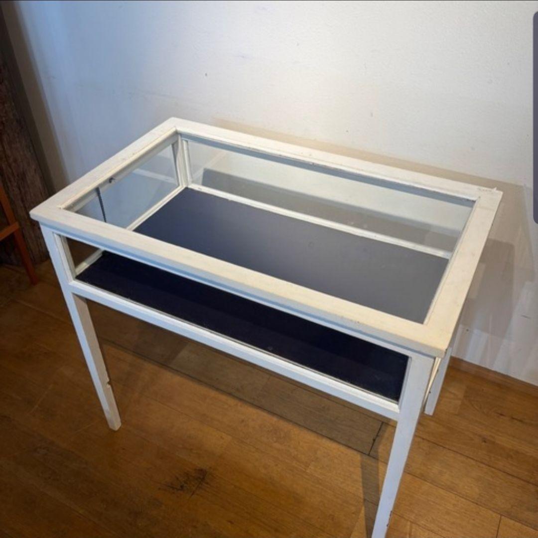 引き取り限定 アンティーク調 ディスプレイ ガラス テーブル アクセサリー