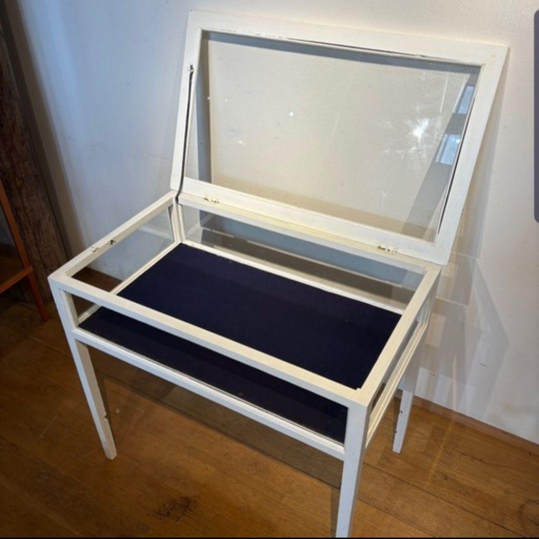 引き取り限定 アンティーク調 ディスプレイ ガラス テーブル アクセサリー