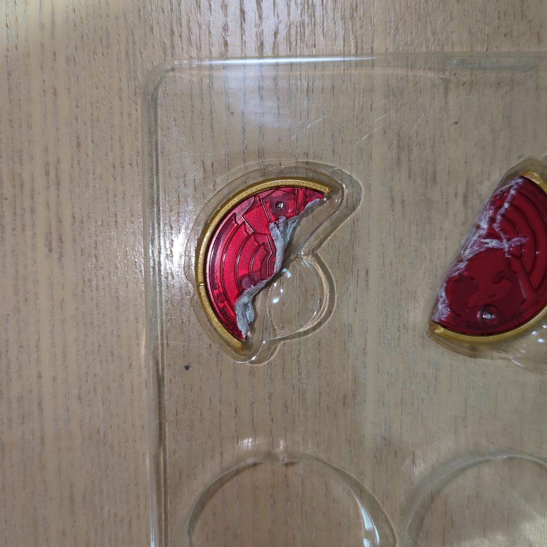 ひび割れたタカメダル　割れたタカ　csmオーズドライバーコンプリートセット付属