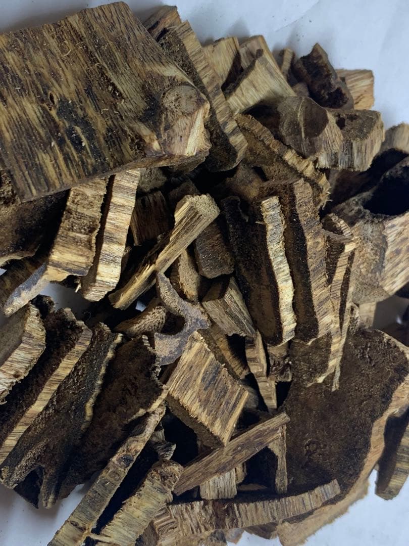 天然沈香 聞香用 香木 沈香粉 伽羅 (重さ:50g)