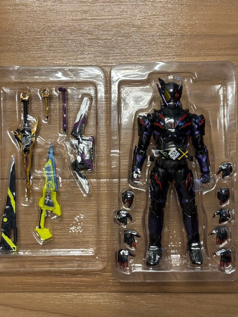 S.H.Figuarts 仮面ライダー滅アークスコーピオン