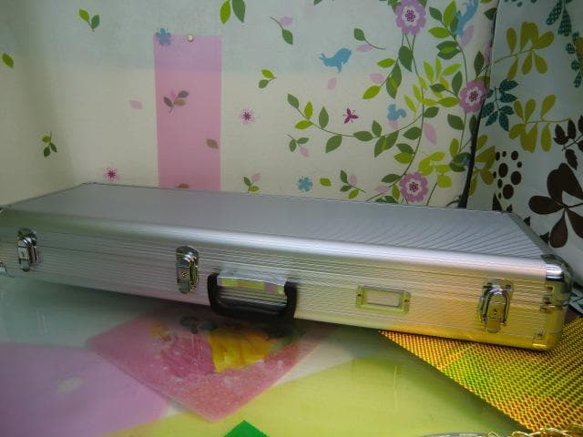 新品未使用　(送料無料)12.000円　沖縄三線専用　一丁入アルミハードケース