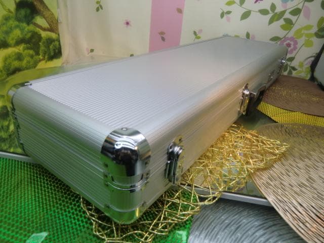 新品未使用　(送料無料)12.000円　沖縄三線専用　一丁入アルミハードケース