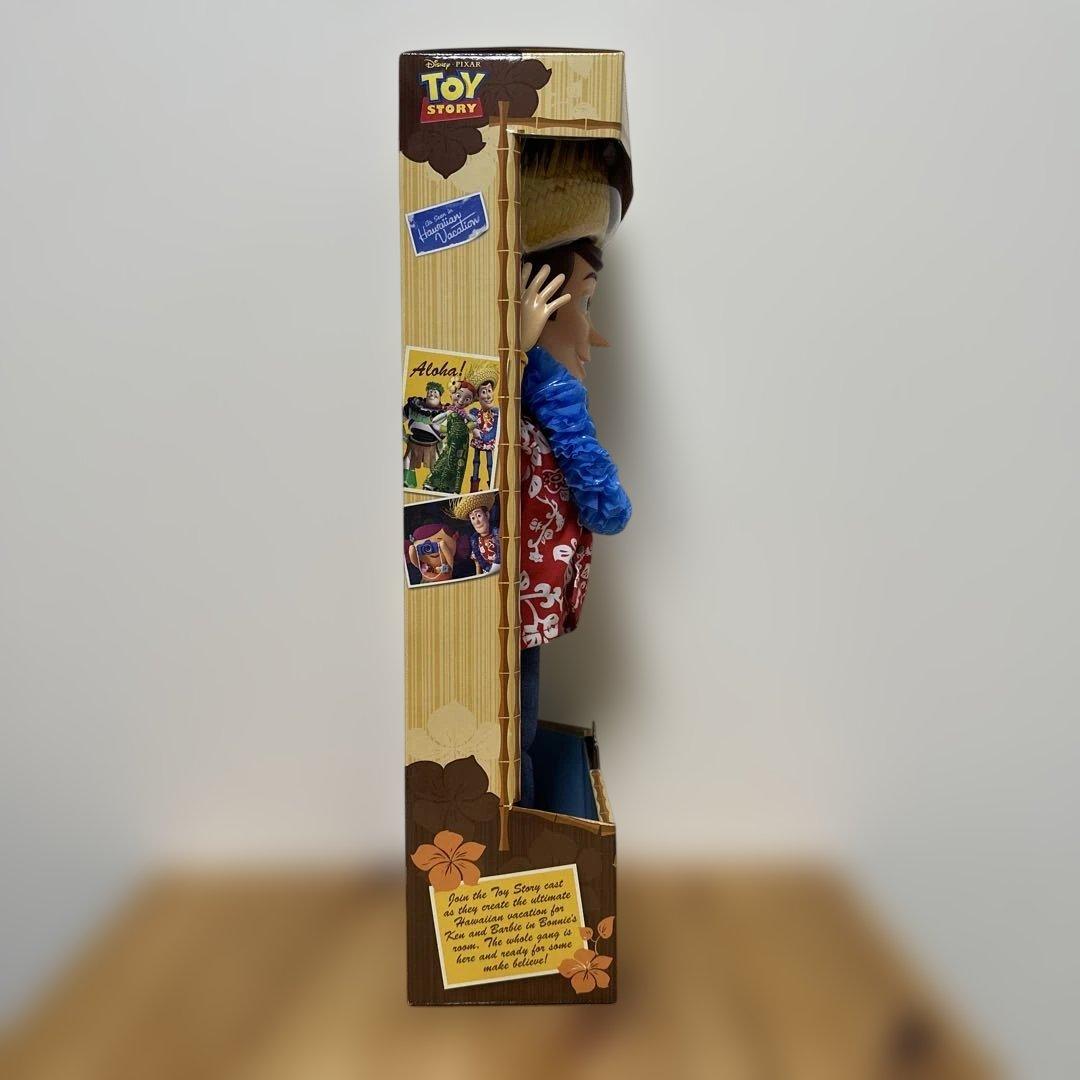 トイストーリー　ハワイアンバケーション　トーキングフィギュア　ウッディ