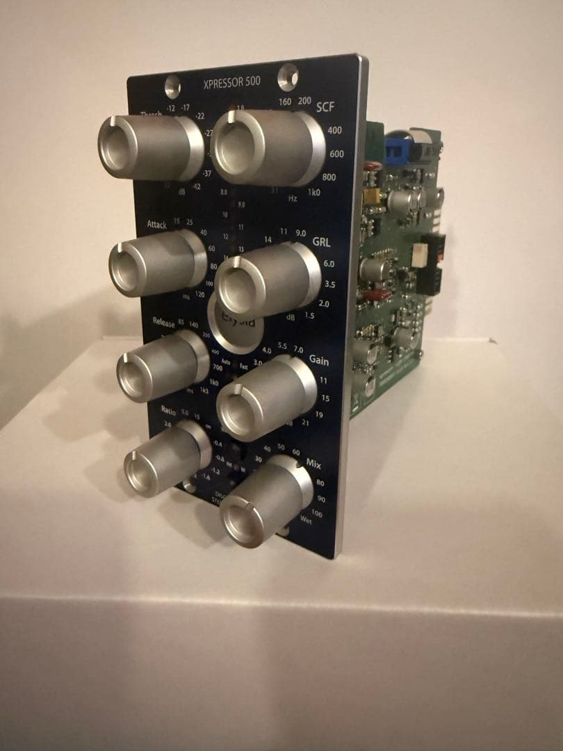 Elysia Xpressor 500 ステレオコンプレッサー