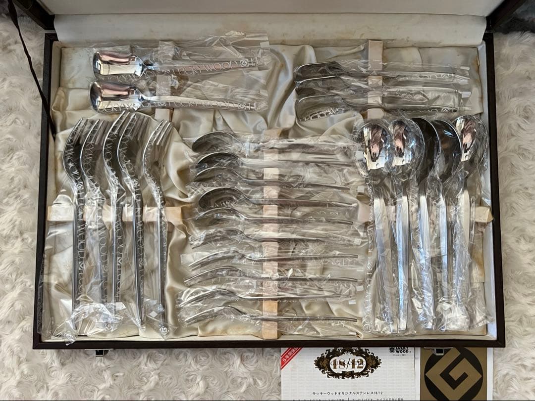 ラッキーウッド　カトラリーセット　デラックス　スプーン＆フォークセット〈25本〉