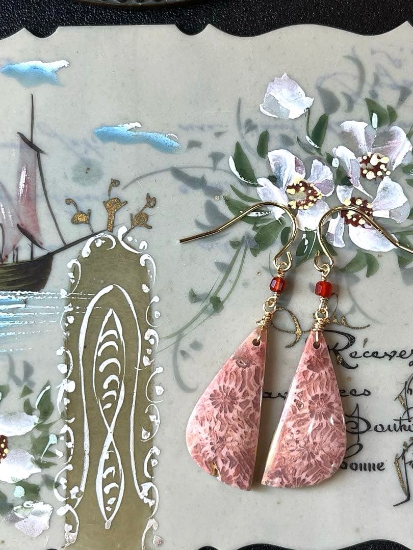 《1点限定》ピンクフォッシルコーラル＆カーネリアン＊ピアスorイヤリング