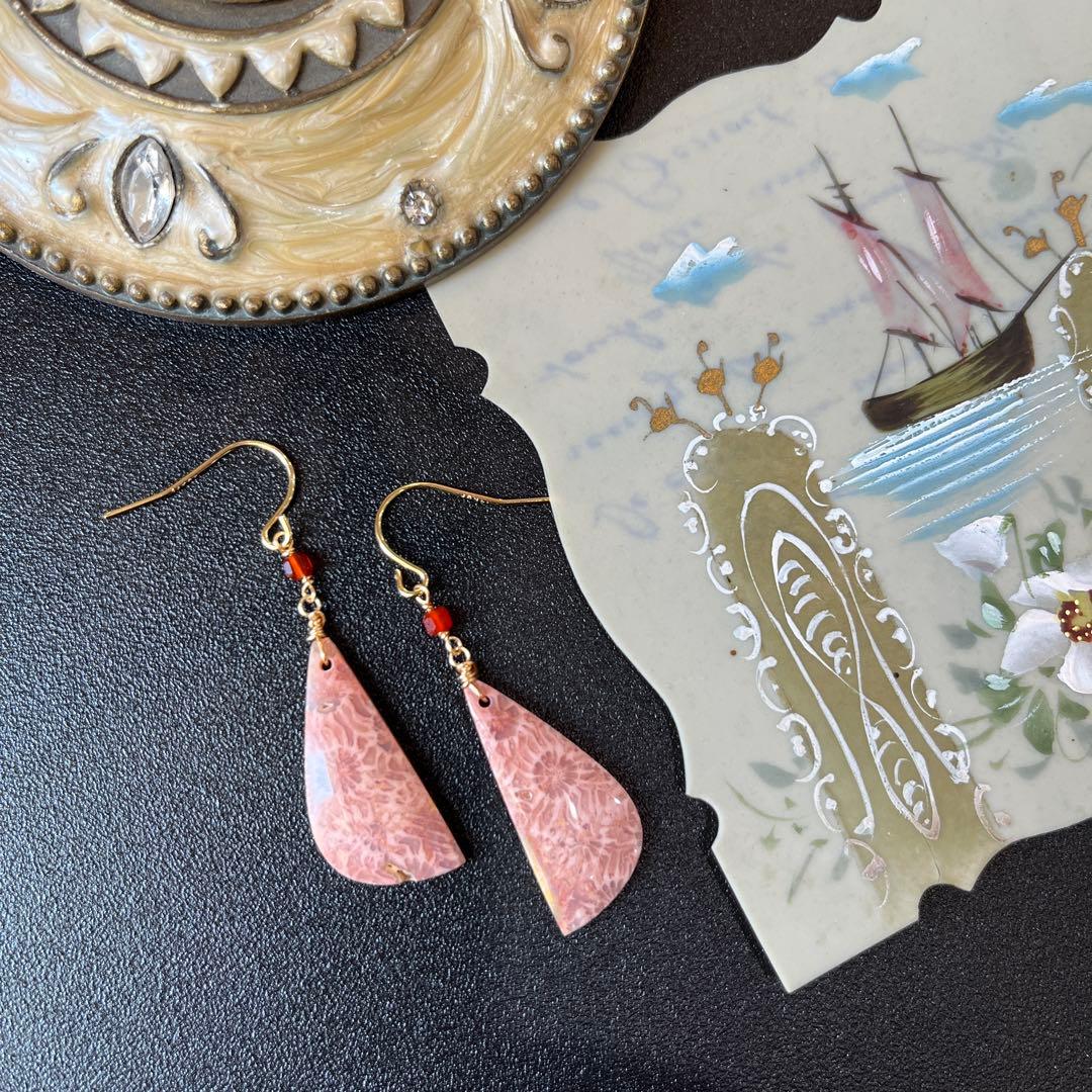 《1点限定》ピンクフォッシルコーラル＆カーネリアン＊ピアスorイヤリング