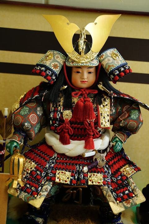 吉徳大光 五月人形（オルゴール付） | 人形は顔がいのちの吉徳。