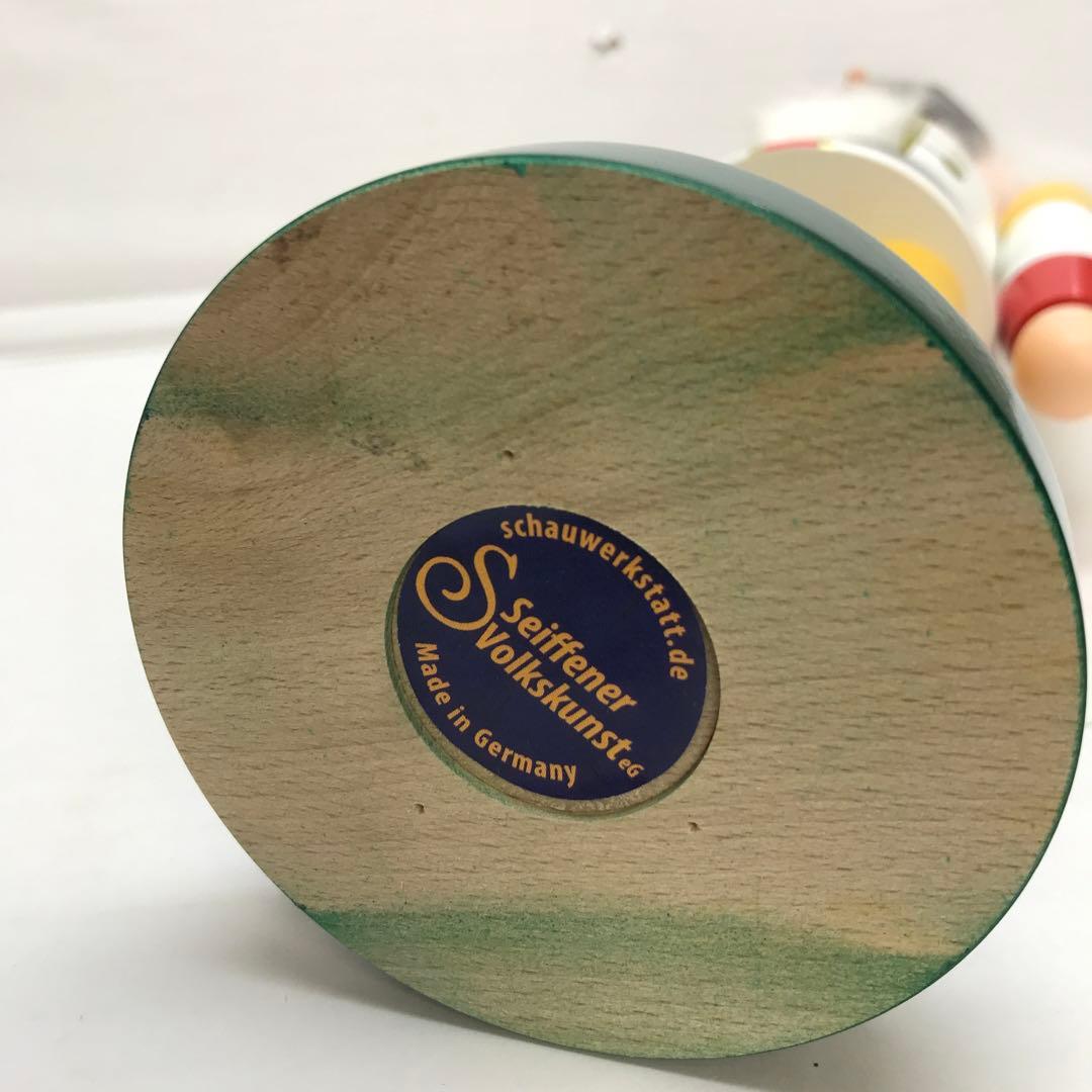 ドイツ製 くるみ割り人形 ホワイト 39㎝ DOREGENO社