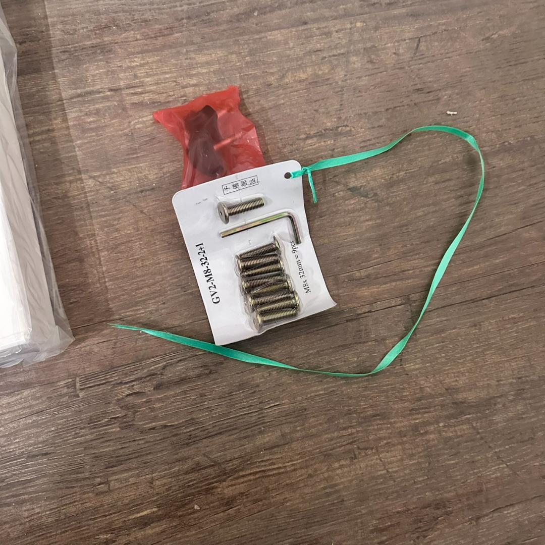 ナチュラル×ホワイトの清潔感。広々使える105cm幅の家具調カジュアルこたつ