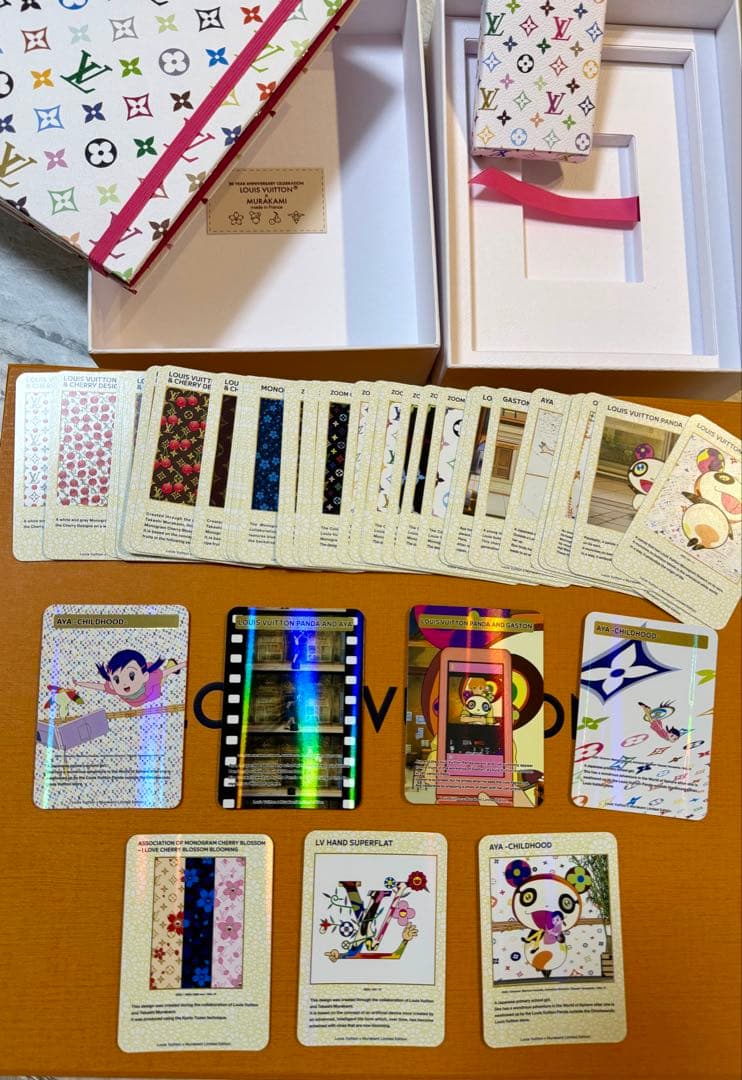ルイ・ヴィトン✖️村上隆コラボ　トレーディングカードセット