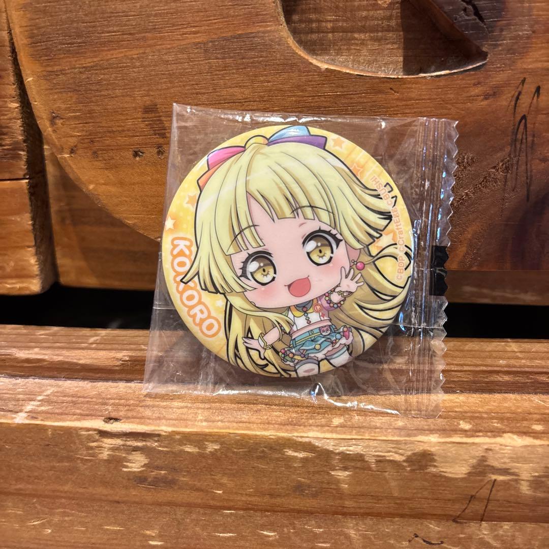 バンドリ 弦巻こころ 缶バッジ - メルカリ