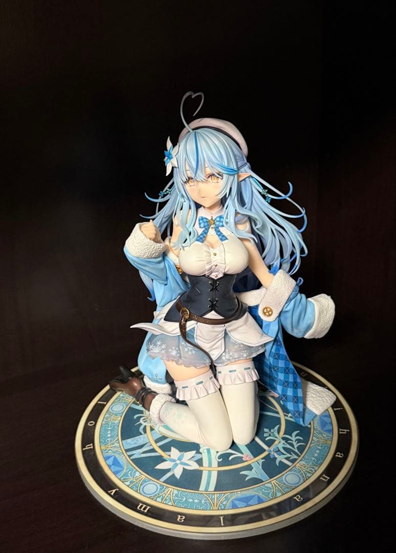 ガ*ト様 ホロライブ 雪花ラミィ 1/6 スケールフィギュア