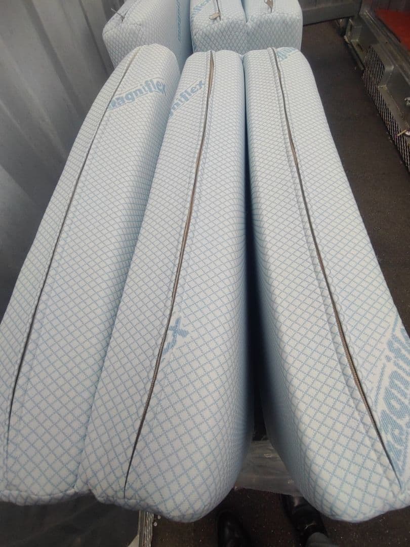 マニフレックス　DD-WING　3つ折マットレス　新品未使用　シーツ