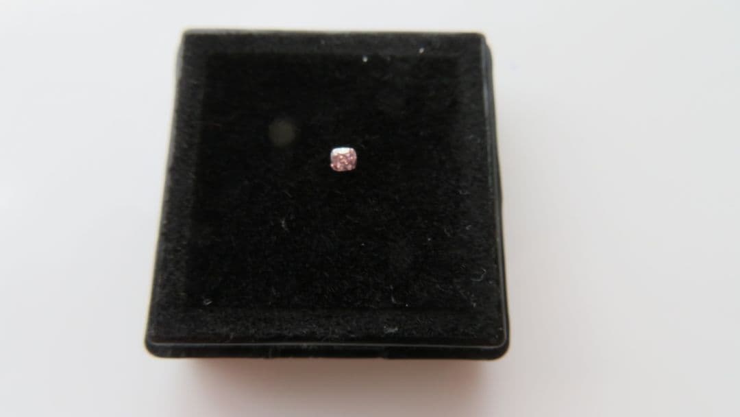 ソ付き天然 ピンクダイヤモンド F.I P VS1 ルース 0.047ct 蛍光