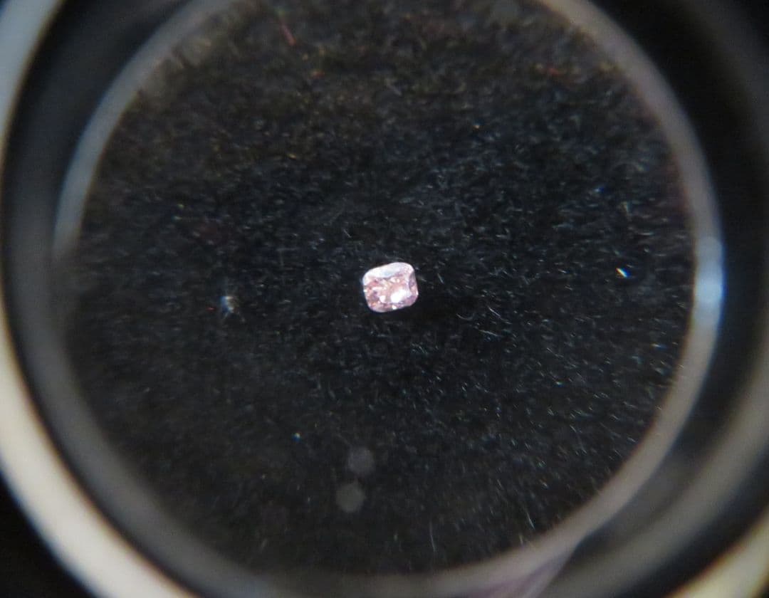 ソ付き天然 ピンクダイヤモンド F.I P VS1 ルース 0.047ct 蛍光