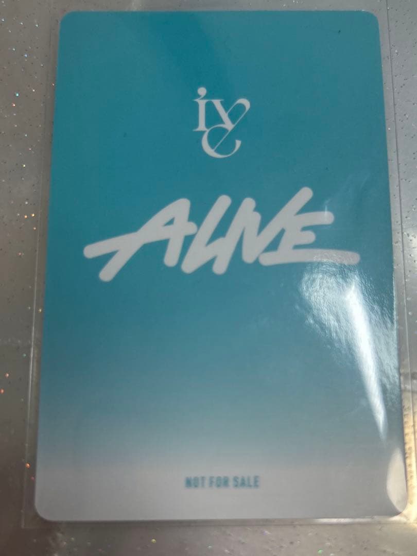 IVE ガウル SWITCH オフイベ 8/16 大阪会場限定 トレカ - メルカリ