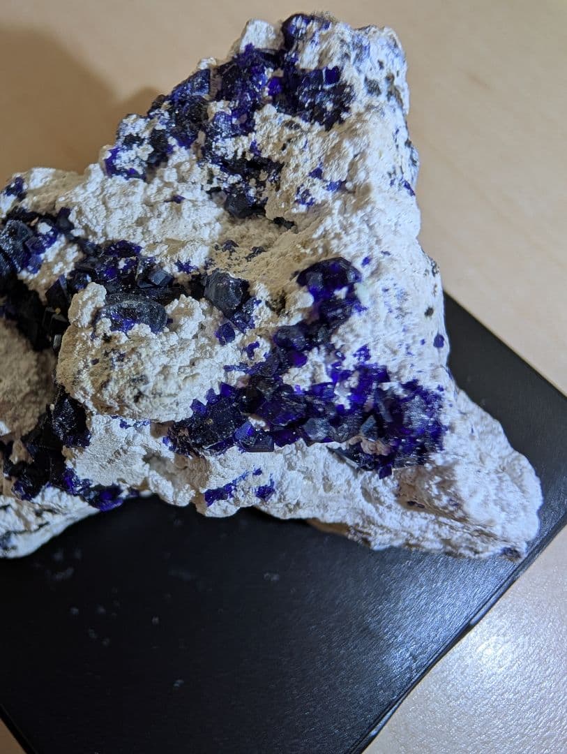 逸見石　ヘンミライト　鉱石