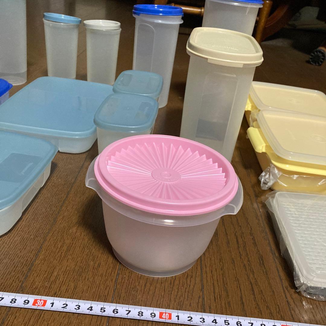 保存容器セット　15個と付属品　タッパーウェア