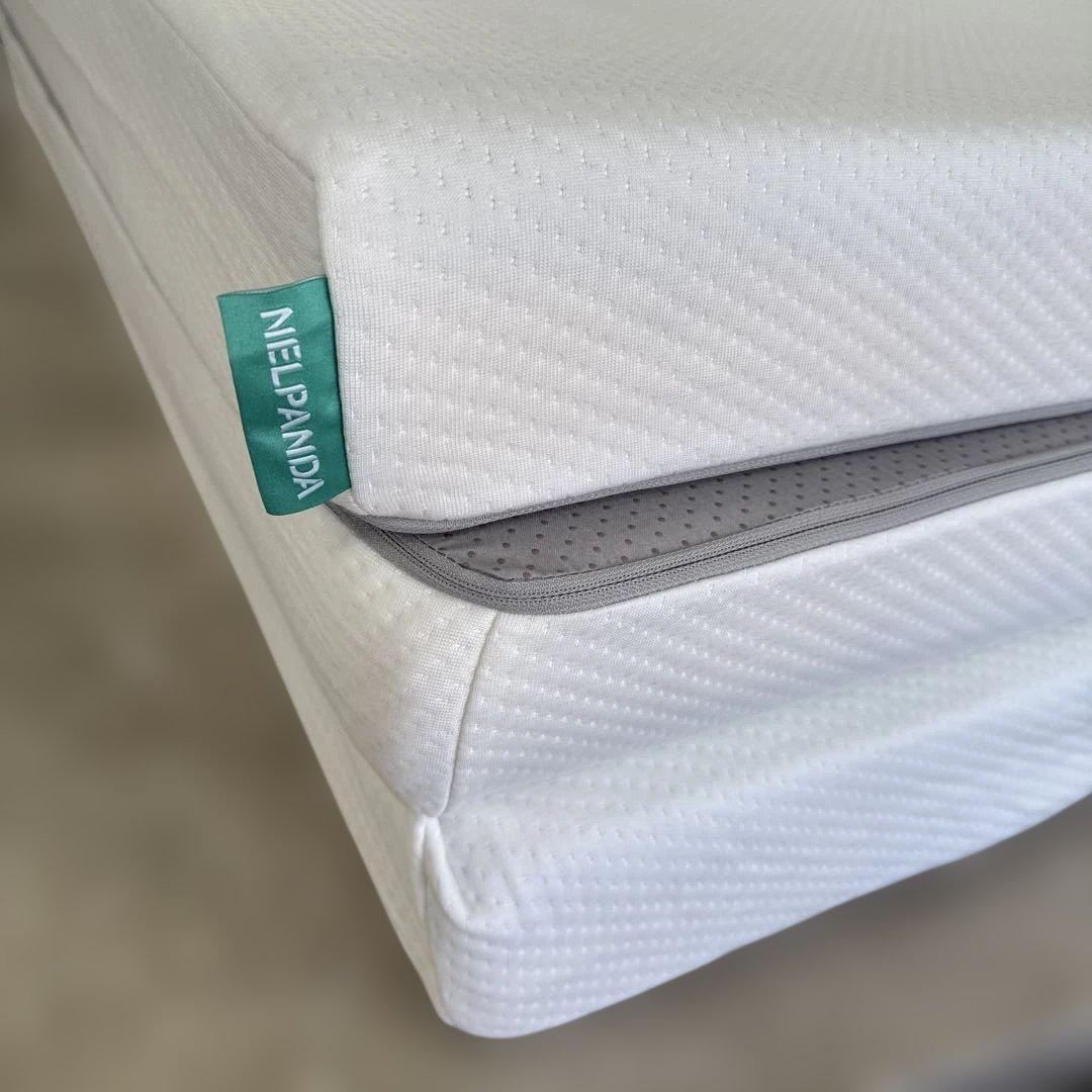 ✨ネルパンダ リーフ・マットレス✨三つ折り布団✨ダブルサイズ！✨美品✨