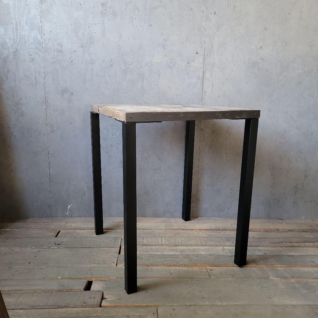 アイアンレッグ　鉄脚　ダイニングテーブル　アジャスター付き　リビングテーブル