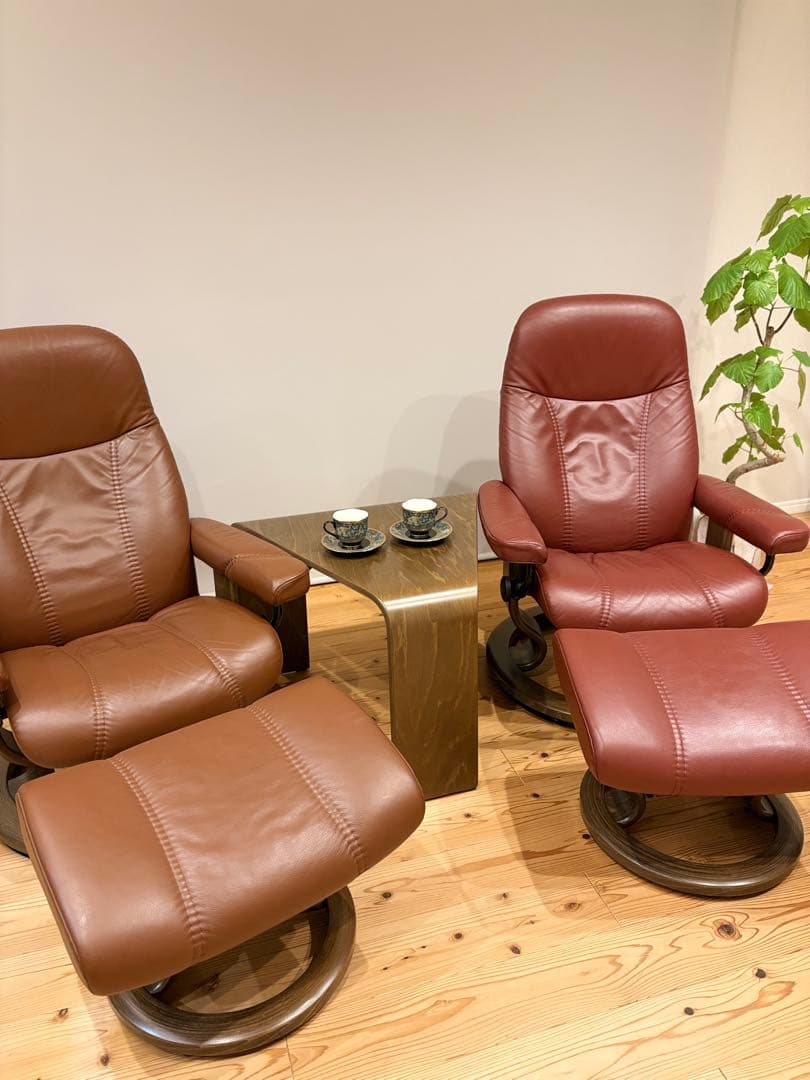 エコーネス　ノルウェー製　ウォールナット　ストレスレスサイドテーブル