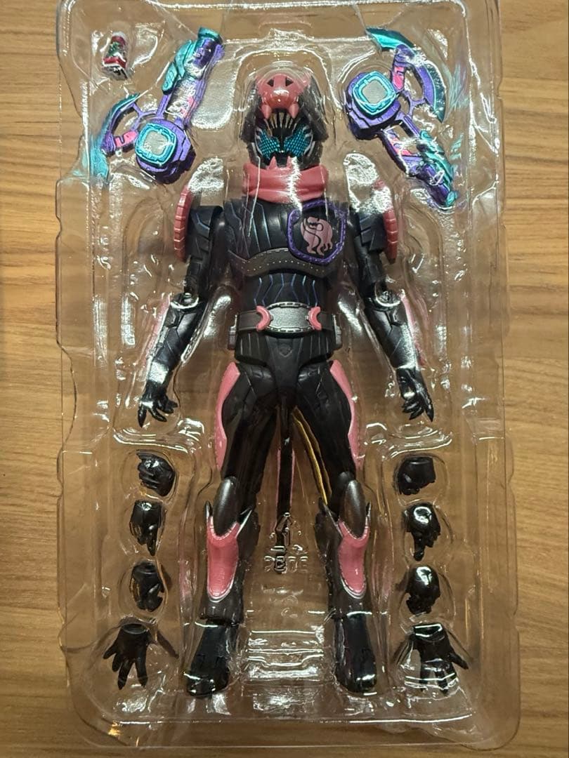 リバイス　フィギュアーツセット