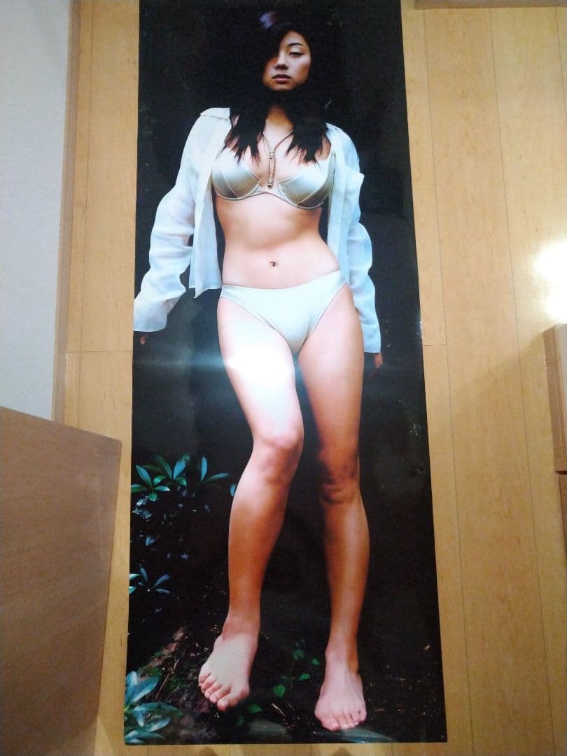 【限界突破極限迄値下げしました/完売必死】　小池栄子　③　等身大ポスター　未使用