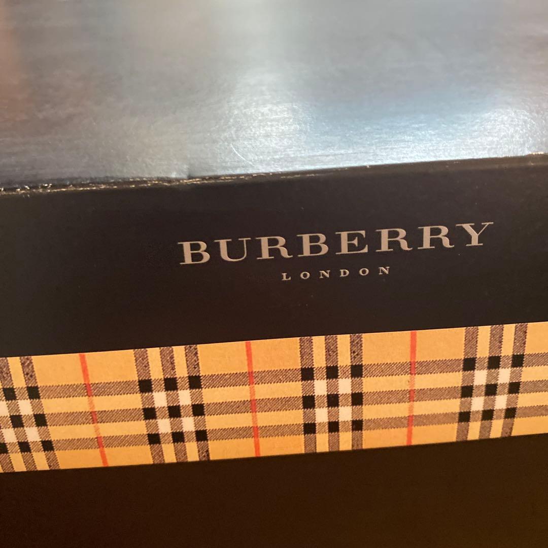 【未使用】西川産業 BURBERRY タオルケット140×190cm 箱なし