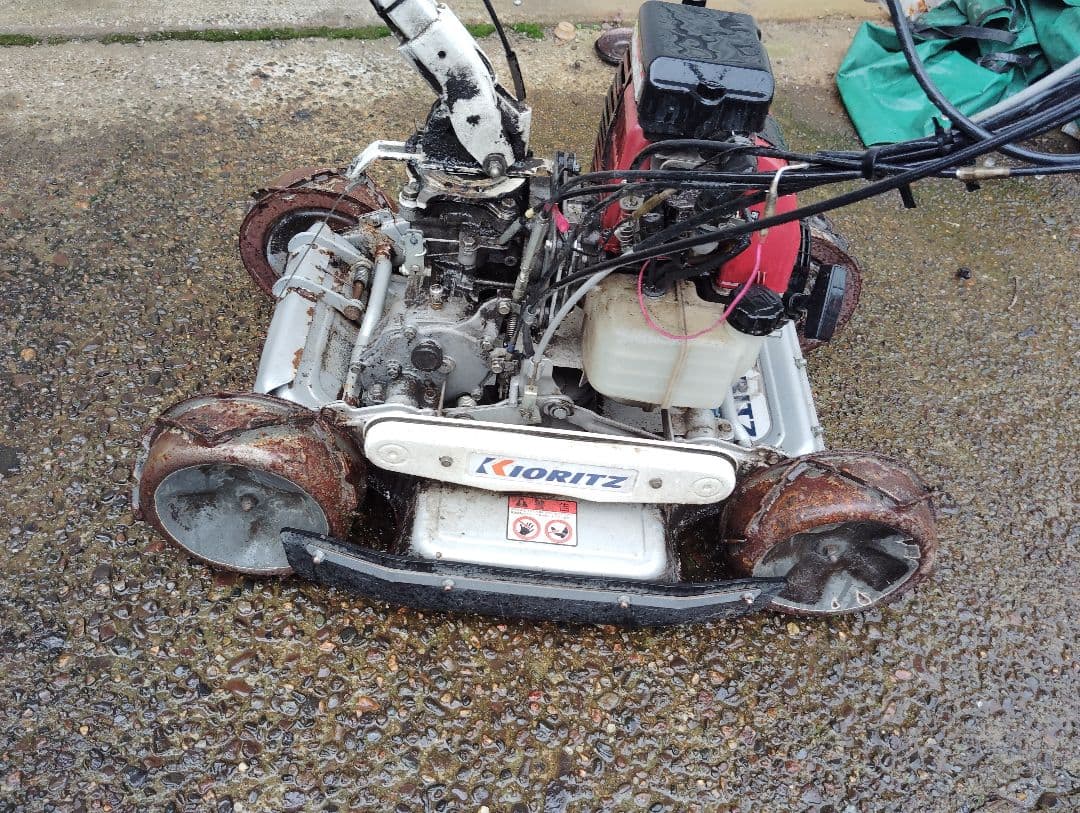 自走式草刈り機スパイダーモア4wd az851a※11月まで