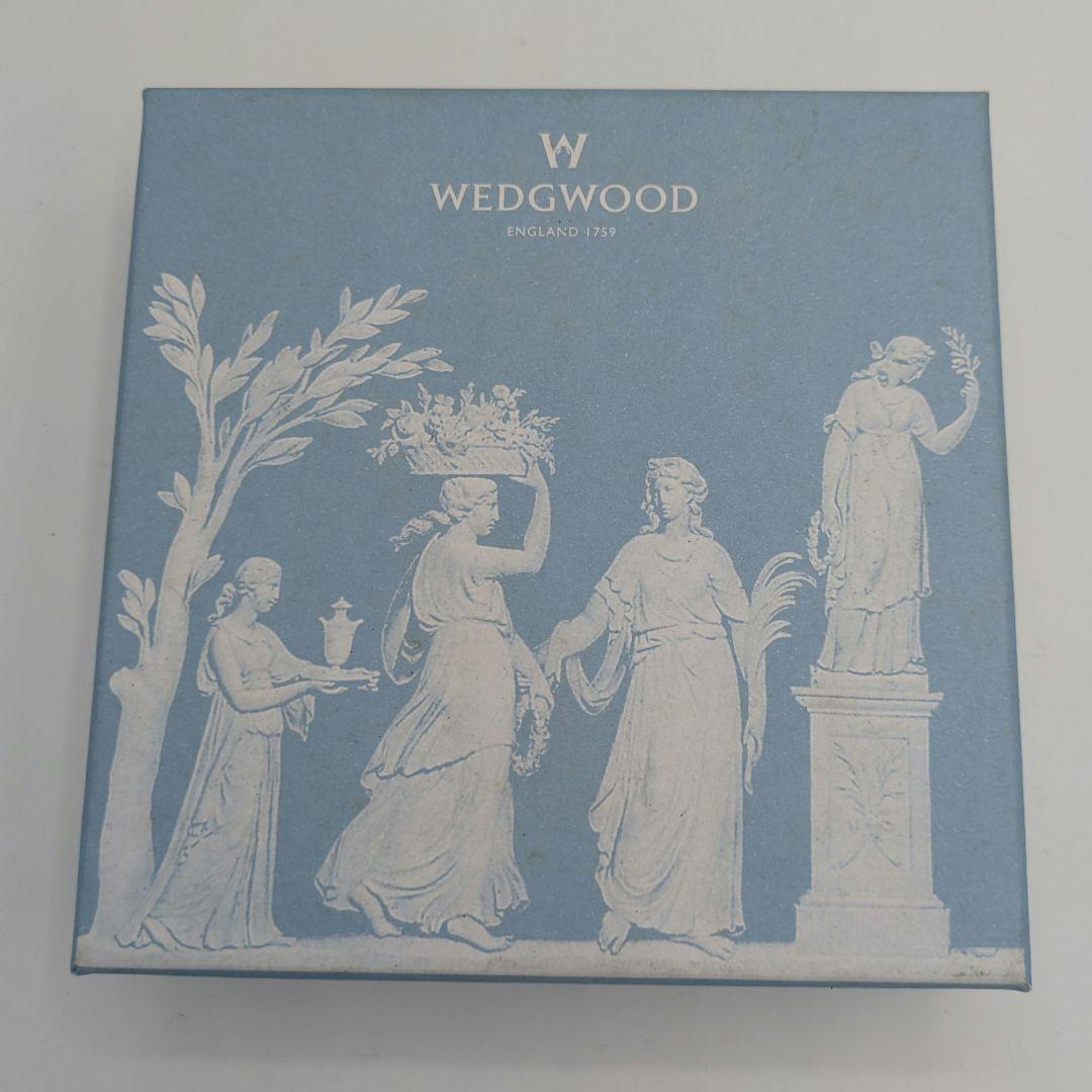 【さふまま】ウェッジウッド　フェスティバルトレイ　ニューイヤー