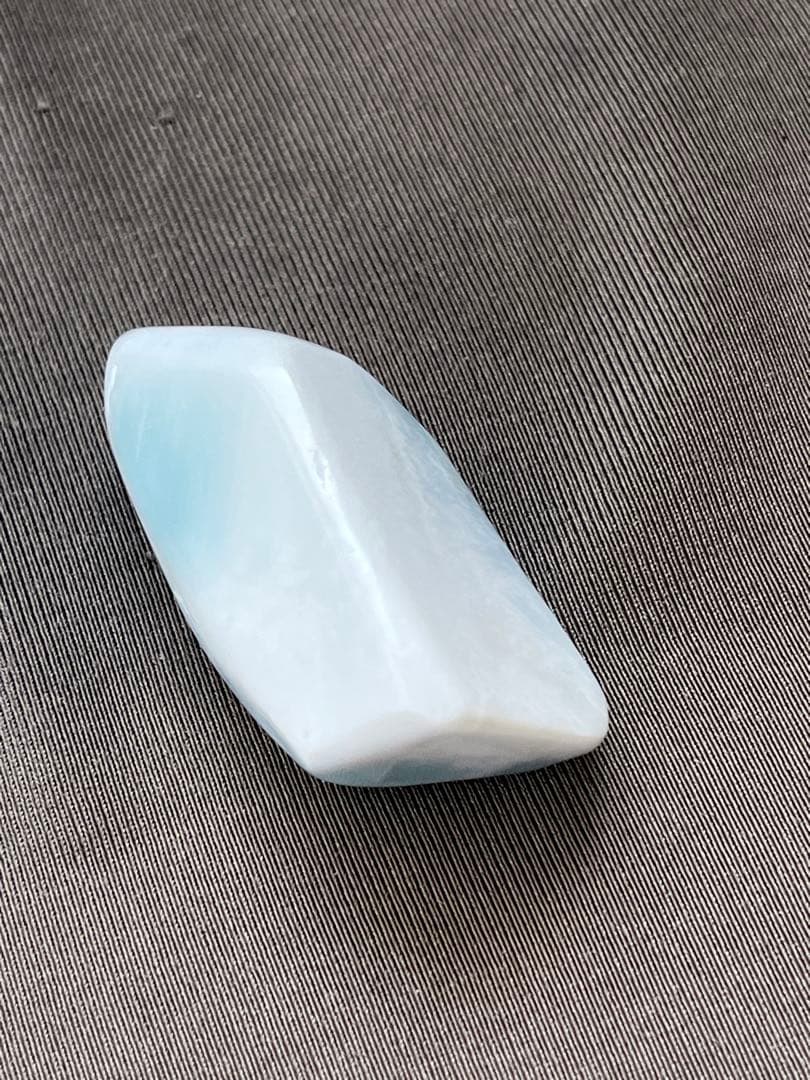 天然石☆ラリマー原石②４８mm×２１ｍｍ☆ラリマーらしい模様が美しい模様！！