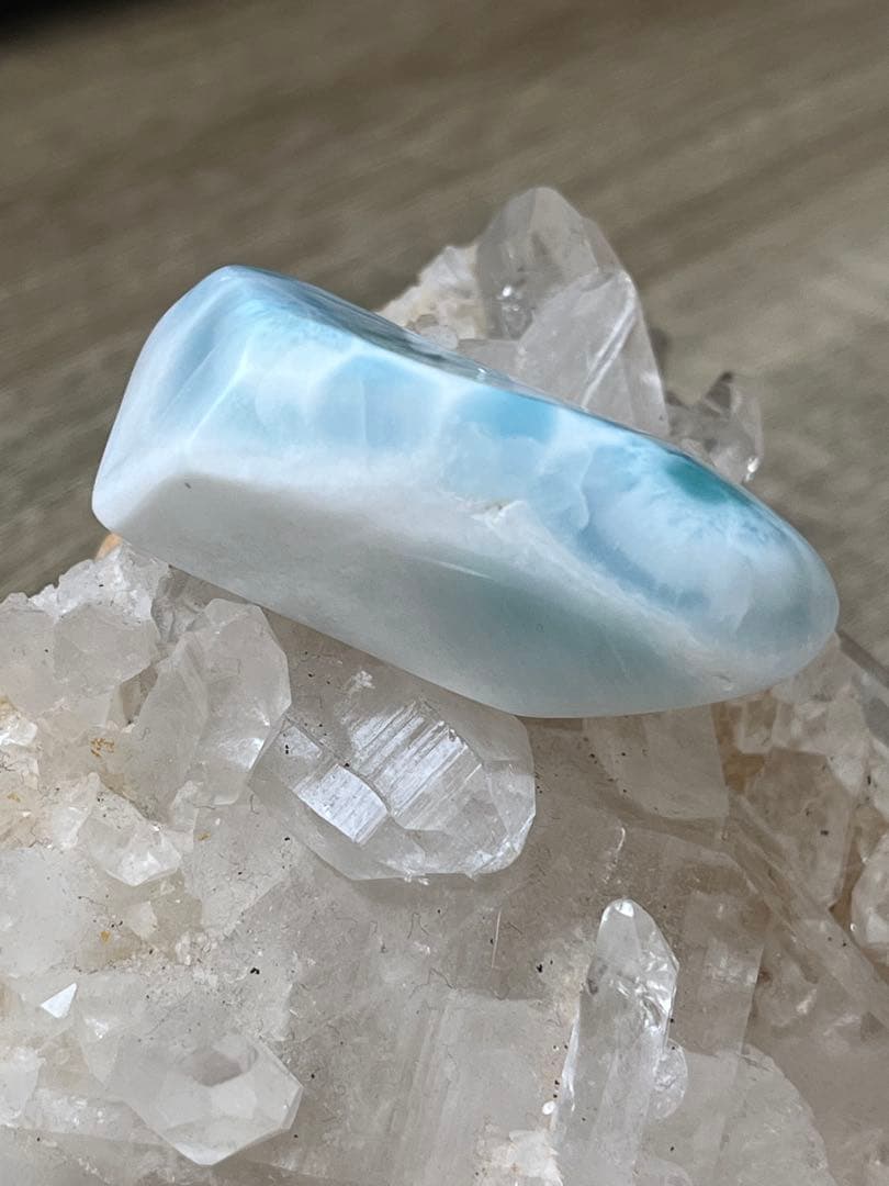 天然石☆ラリマー原石②４８mm×２１ｍｍ☆ラリマーらしい模様が美しい模様！！