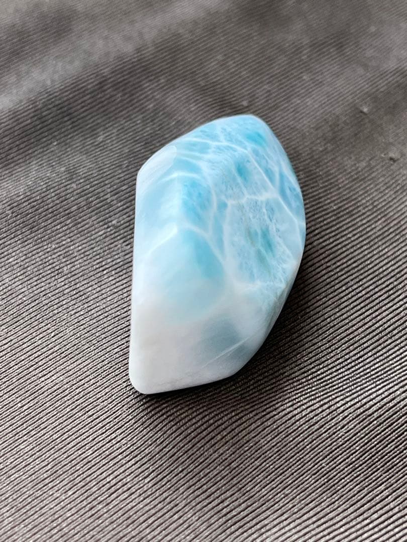 天然石☆ラリマー原石②４８mm×２１ｍｍ☆ラリマーらしい模様が美しい模様！！